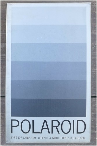Polaroid 107 pacco integro