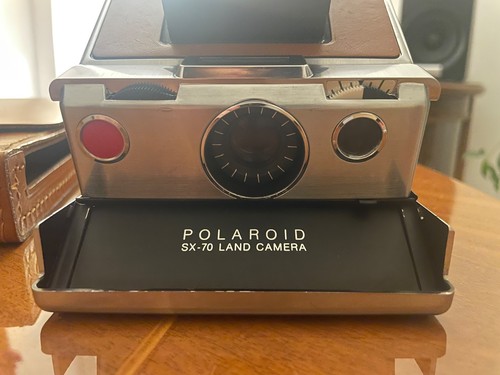 Polaroid land camera - sx-70,