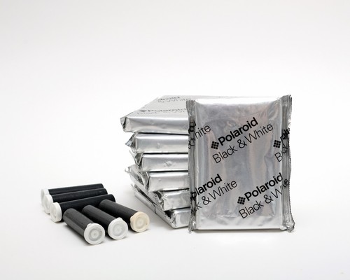 Polaroid 665 film lot of - 665,