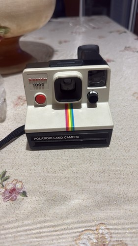 Polaroid land camera - polaroid,