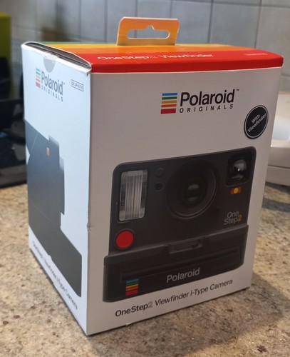 Polaroid one step view - step, 2